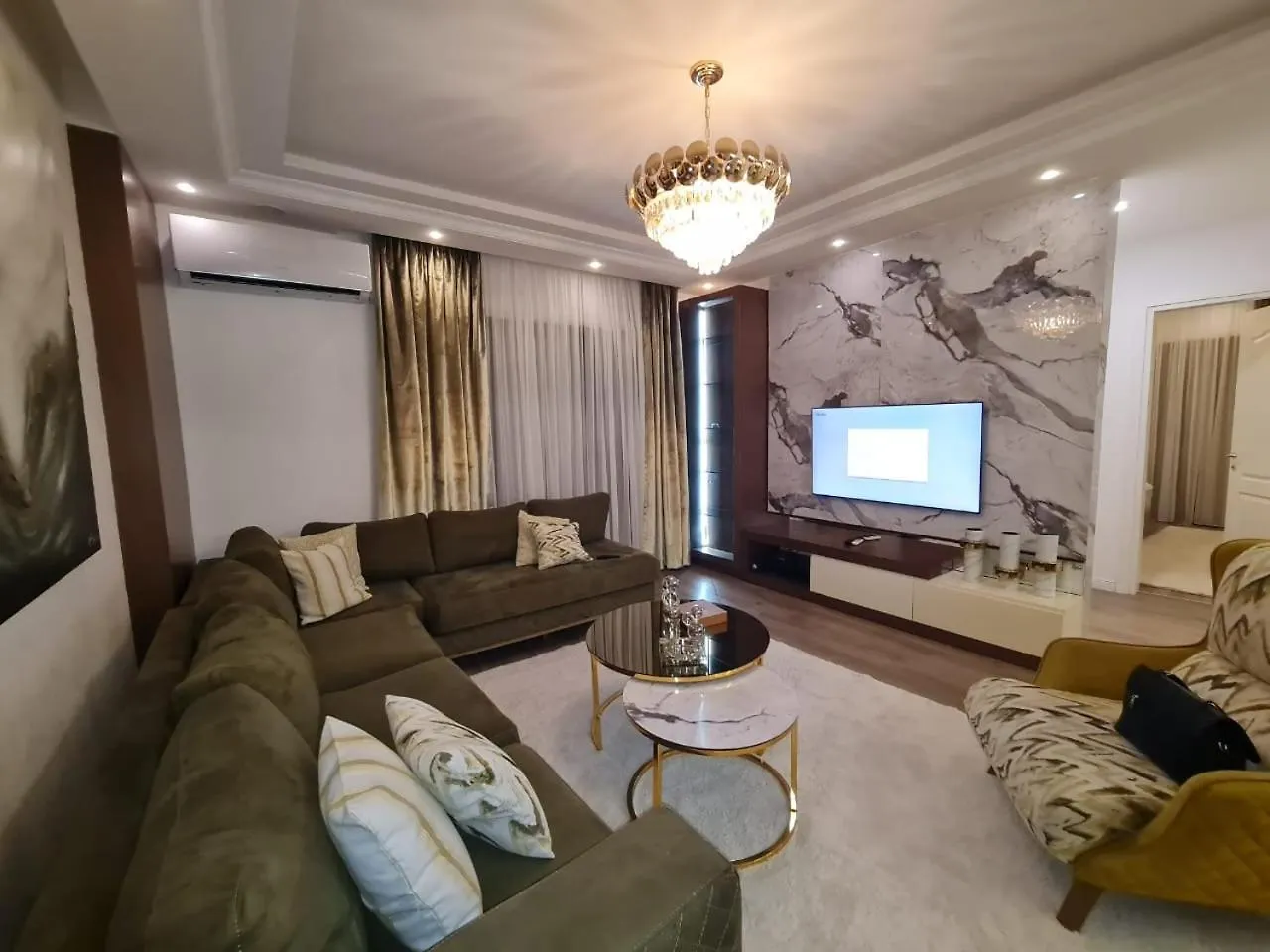 Luxery Apartment Tirana Albania